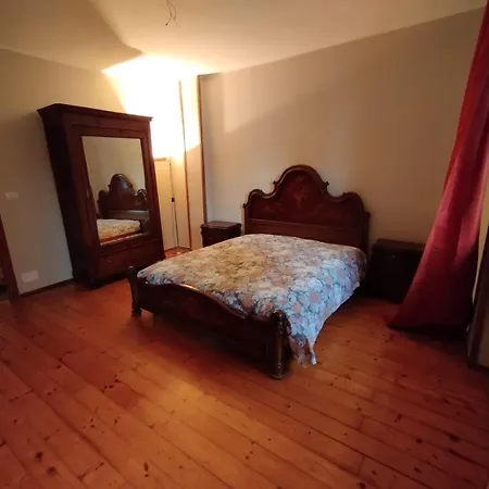 Stone House Viu-location Orange *
