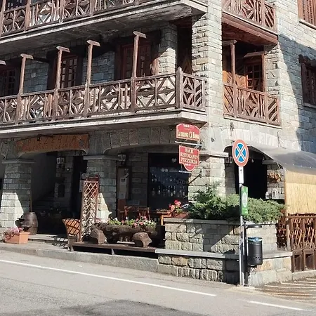 Stone House Viu-location Orange Viù