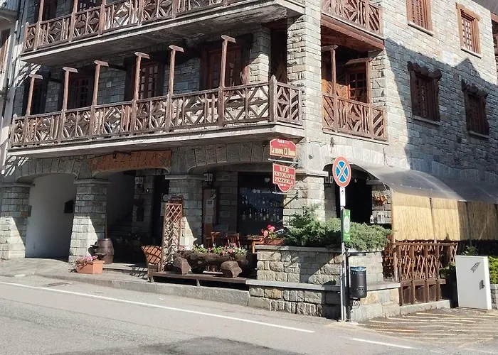 Stone House Viu-location Orange Viù